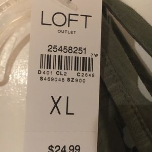 LOFT Tops - Loft outlet floral tank XL LOFT Tops - Loft outlet floral tank XL